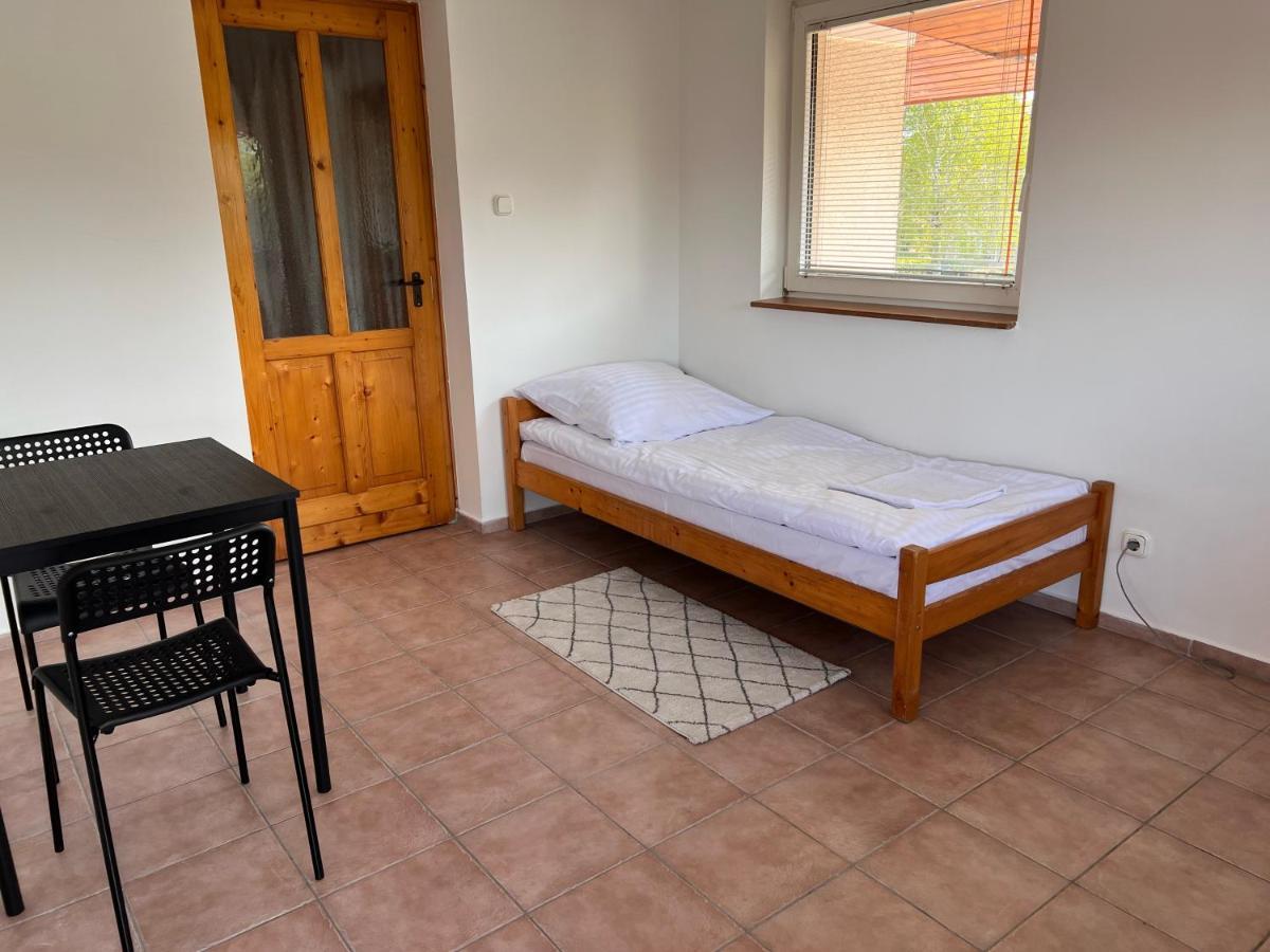 Appartamento Simple Apartman Siófok Esterno foto